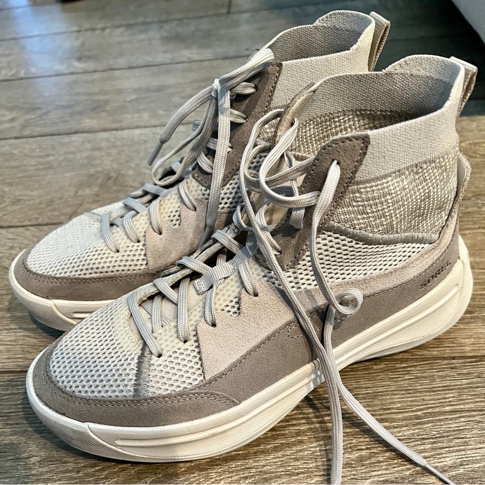 Sorel High-Top Mesh Sneakers 7.5 women